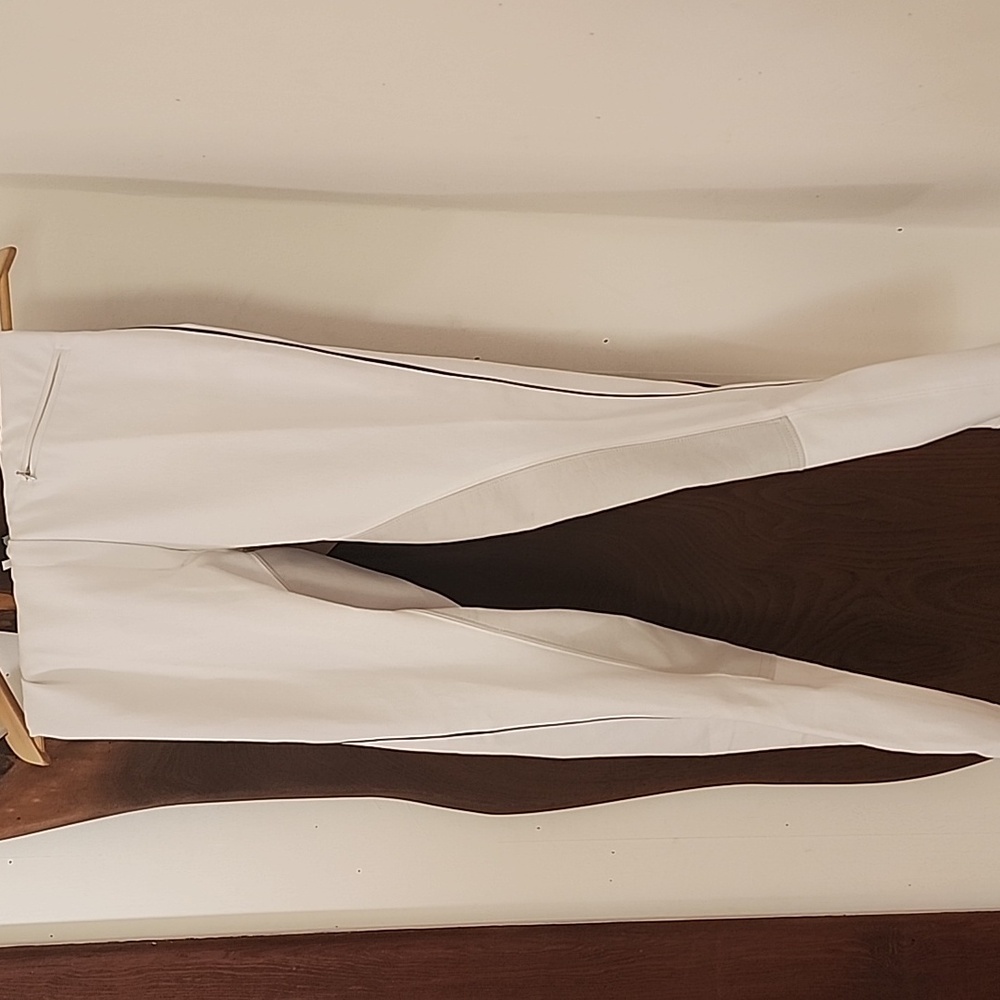 Eurofit Breeches  Berlin Size 28 L HW